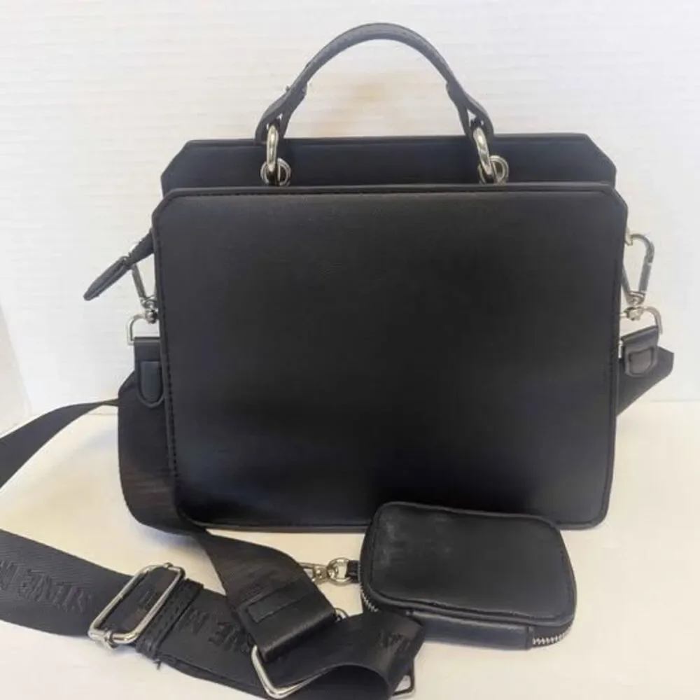 Steve Madden Bevelyn Black Crossbody Bag Purse for Her 9x7x5